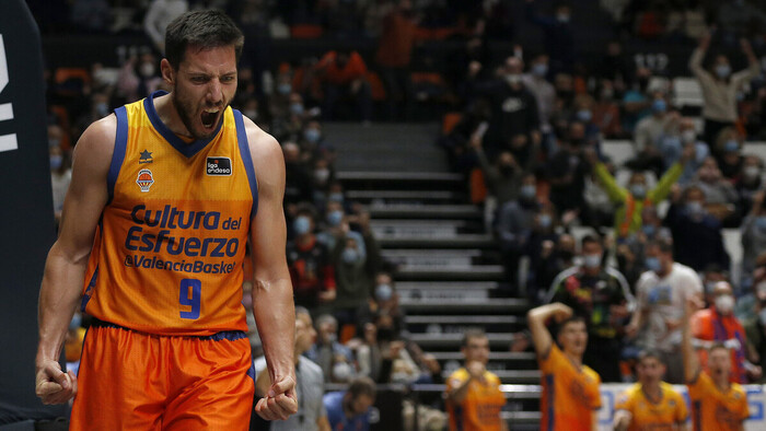Sam Van Rossom regresa para su décima temporada en Valencia Basket