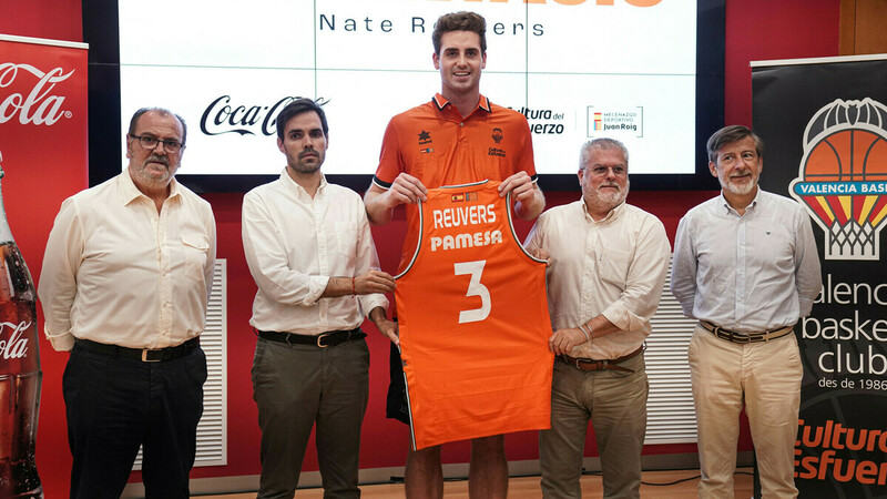 Nate Reuvers, presentado como nuevo jugador taronja