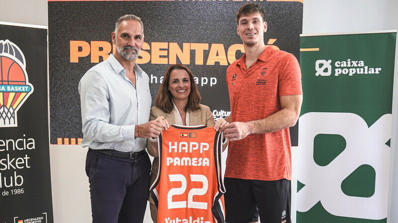 Ethan Happ, presentado como nuevo jugador taronja