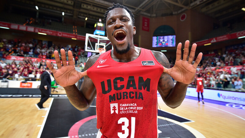 Dylan Ennis nunca se rinde: ¡El héroe de la remontada!