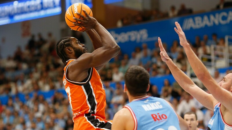 Valencia Basket iguala el récord histórico de triples intentados