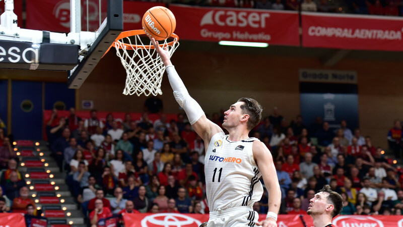 El Real Madrid se estrena fuera a costa del UCAM Murcia