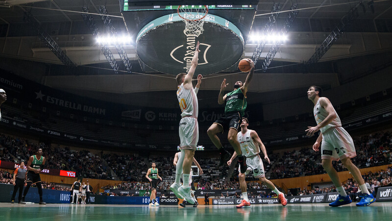 Joventut vence al Hiopos Lleida y pone la directa a la Copa del Rey (92-72)