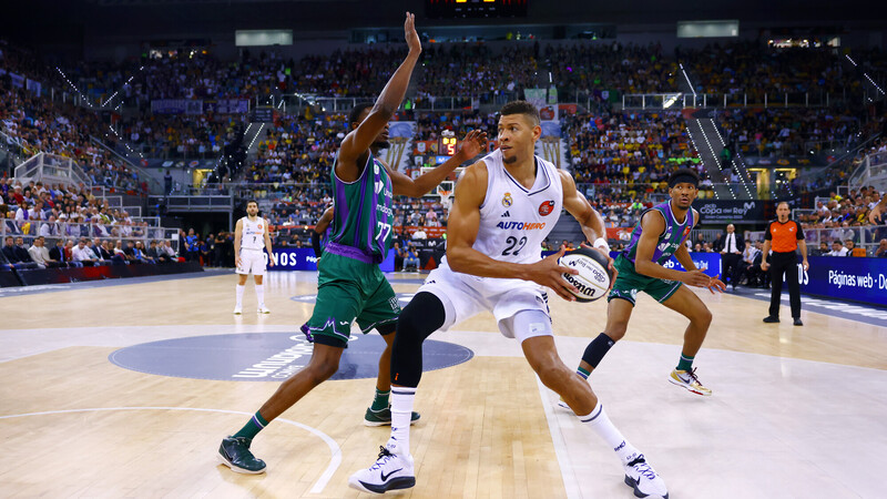 Edy Tavares, pilar en la pintura blanca