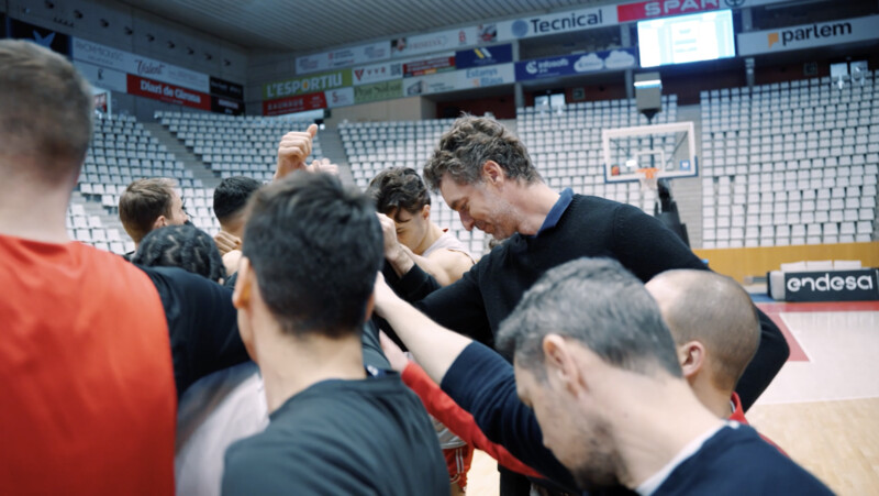 Pau Gasol visita a la plantilla del Bàsquet Girona