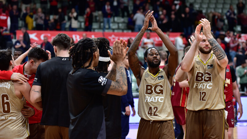 El Bàsquet Girona vuelve a sonreír a domicilio (64-76)