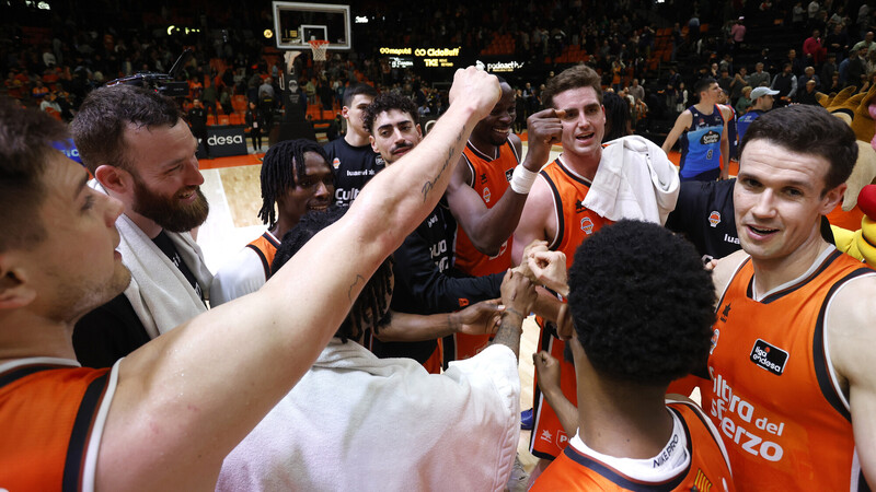 Un Valencia Basket de récord no se apiada del colista (127-81)