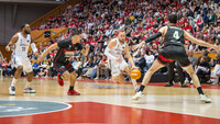 El Real Madrid suma y sigue en Girona