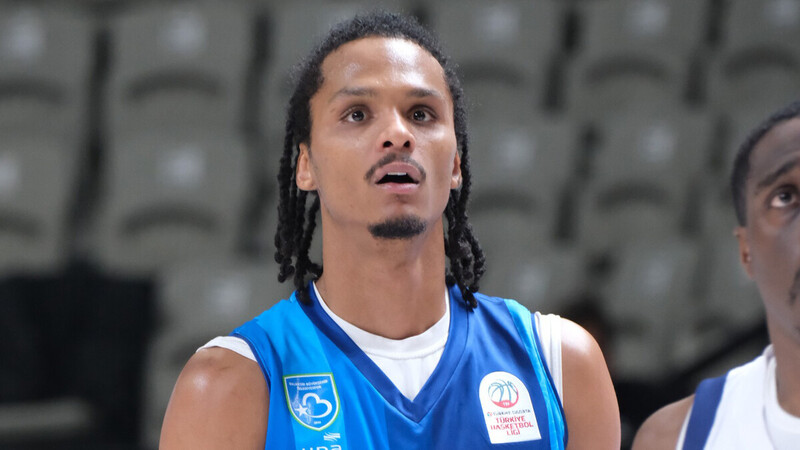 Alonzo Verge Jr. refuerza al Leyma Coruña en el tramo final de curso