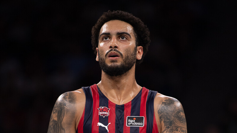 Howard bate a Nocioni como 5º histórico del Baskonia en triples acb