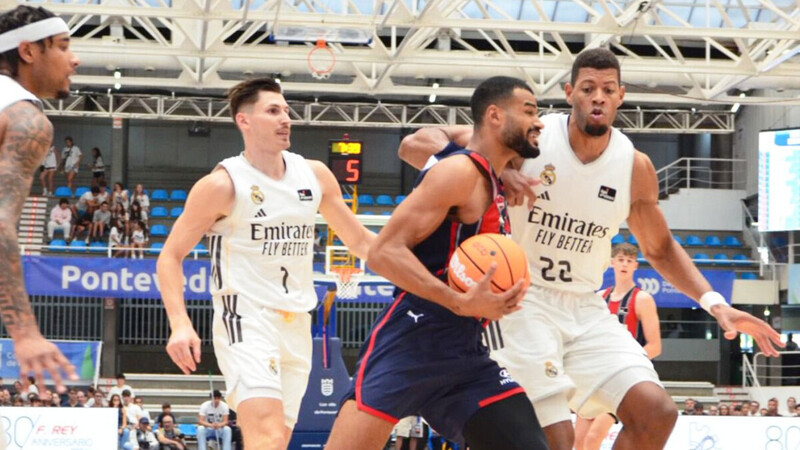 El Real Madrid sentencia al Baskonia en el tercer cuarto (87-80)