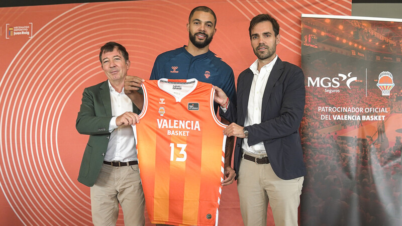 Darius Thompson, presentado como en El Mercat de Roig Arena