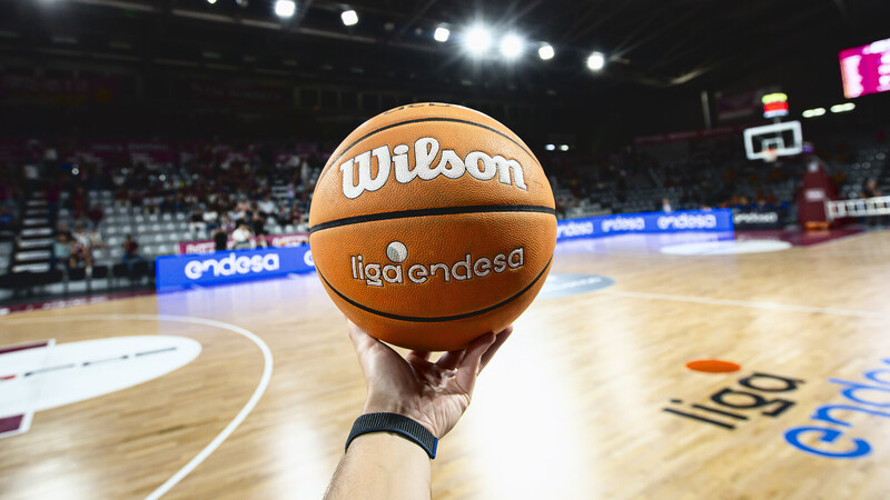 Cambio horario en el Dreamland Gran Canaria - Coviran Granada (J11)