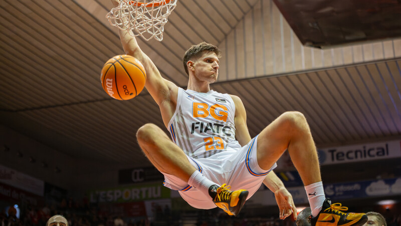 Bàsquet Girona se desata en la primera mitad