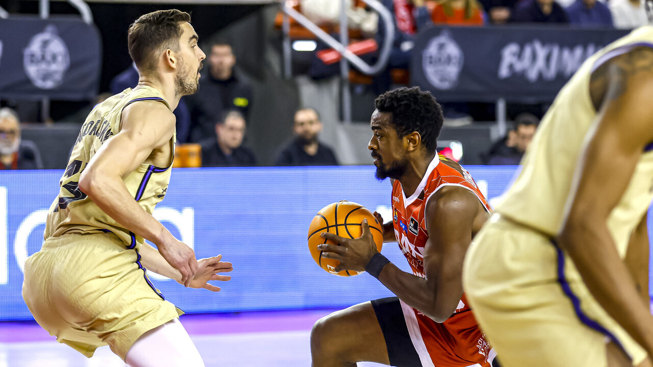 Jornada 10: &iexcl;Y desde las 19:00h... BAXI Manresa - Bar&ccedil;a!