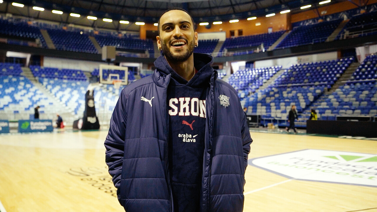 Markus Howard reacciona a su canasta ganadora 