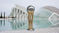 El trofeo de la Copa del Rey recorre Valencia