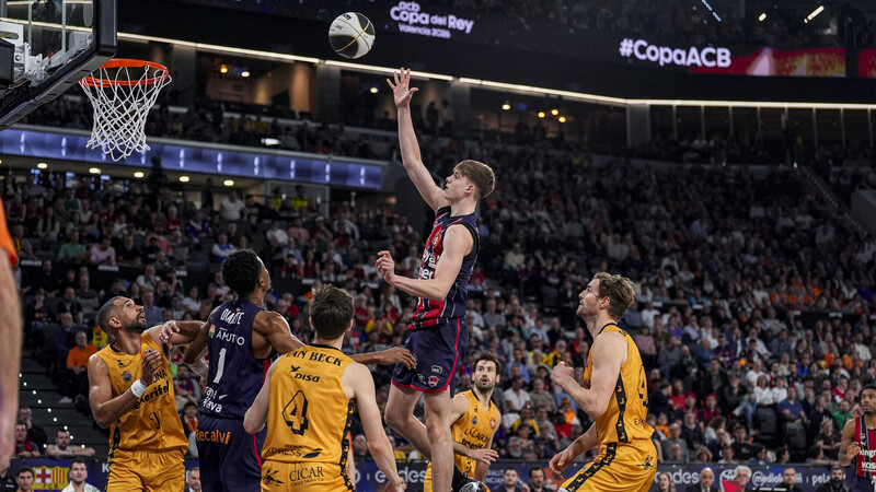 Stefan Joksimovic se convierte en el baskonista m&aacute;s joven en jugar la Copa