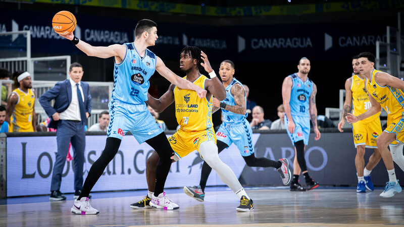 Un excelso tercer cuarto cimenta el triunfo breoganista (75-83)