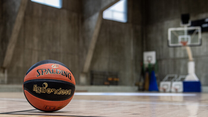 Cambio en la designación arbitral del Surne Bilbao Basket-UCAM Murcia