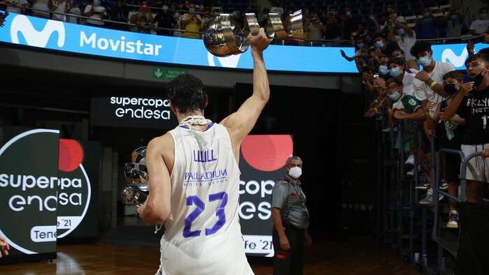 Llull iguala el récord de Navarro