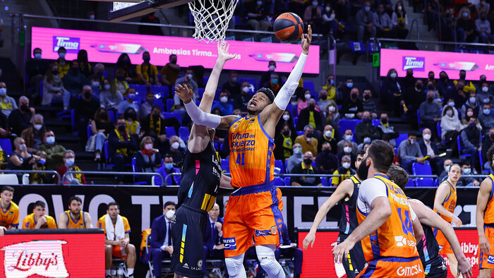 El Valencia Basket y el Lenovo Tenerife se clasifica para la Copa (78-80)
