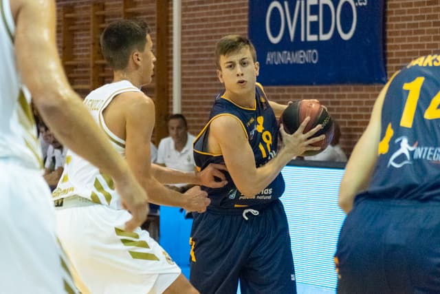 Crónica Liberbank-R.Madrid (68-73)