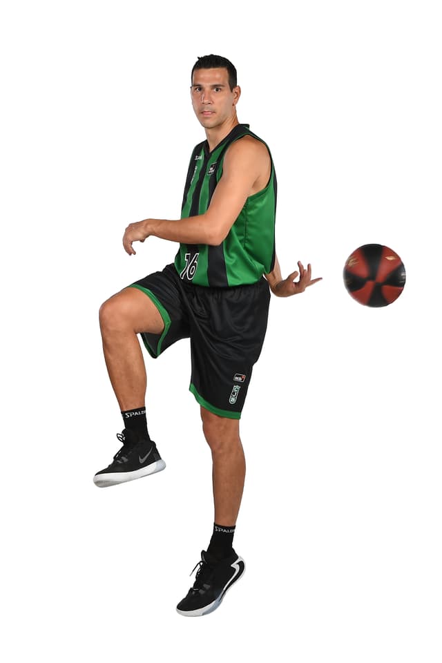 Récord de asistencias de Zisis