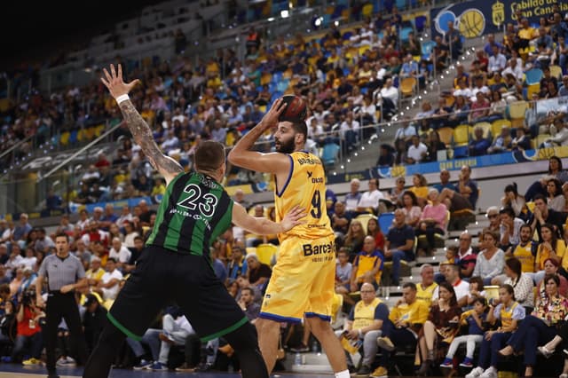 Ioannis Borousis, sin excusas