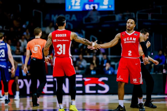 MoraBanc-UCAM Murcia (86-89)