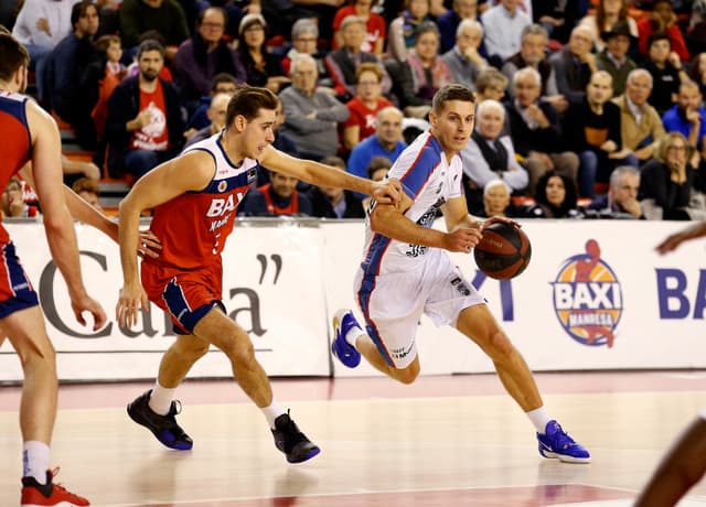 Crónica BAXI Manr-Monbus Obra 79-85