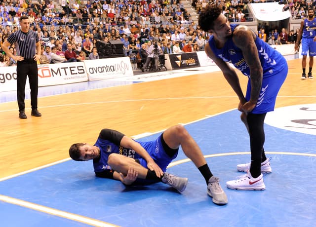 Huskic, baja de 3 a 5 semanas