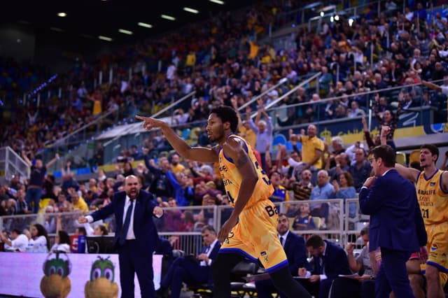 Crónica Herbalife-UCAM (85-79)