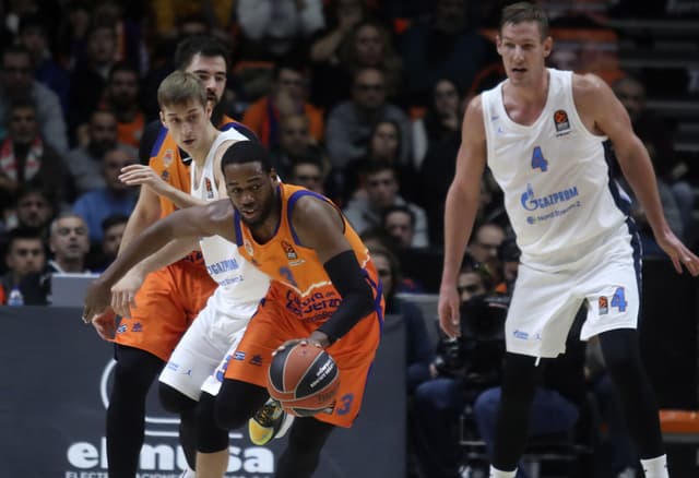 Valencia BC-Zenit (94-90)