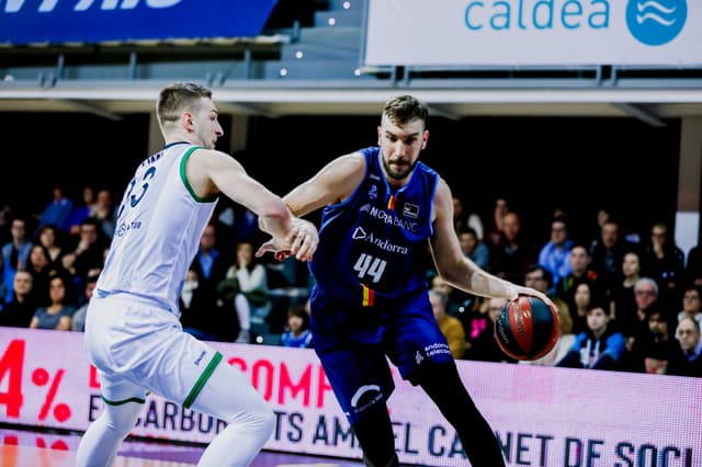 MoraBanc-Joventut (90-76)