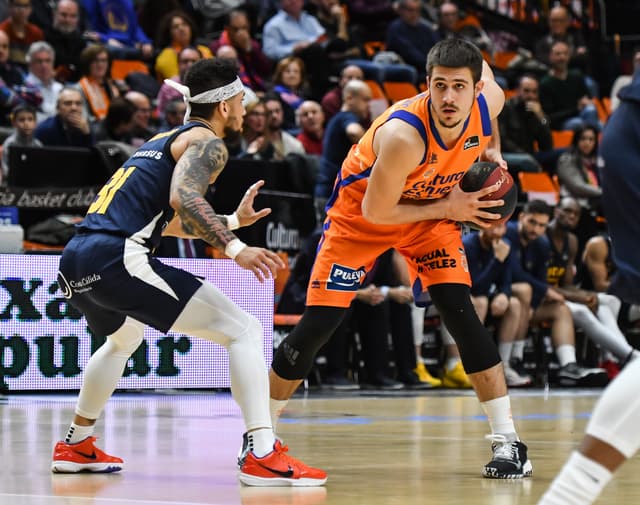 Cr. Valencia BC-UCAM Murcia (82-62)
