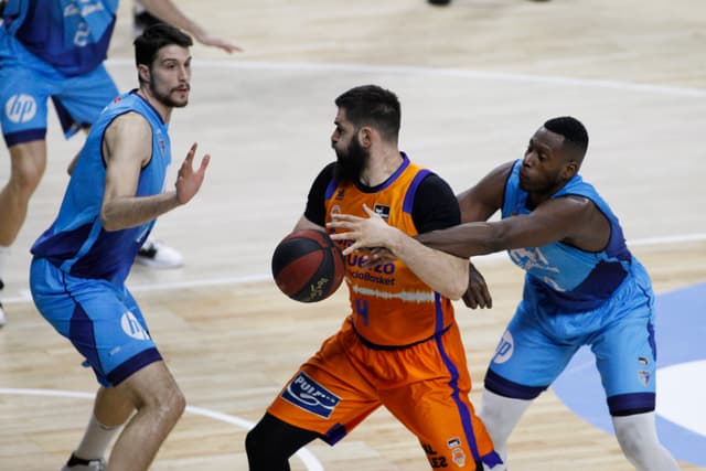Crónica Movistar-Valencia (73-77)