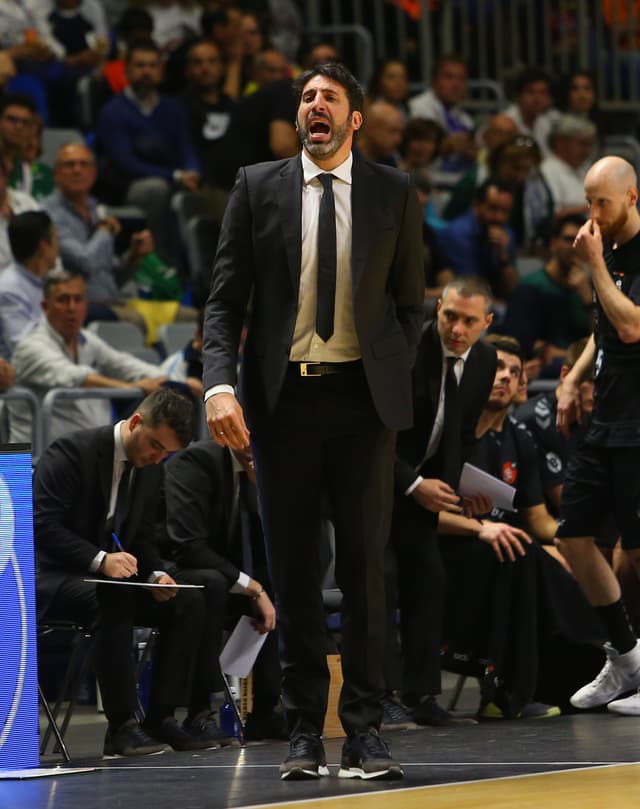 Mumbrú, orgulloso del equipo