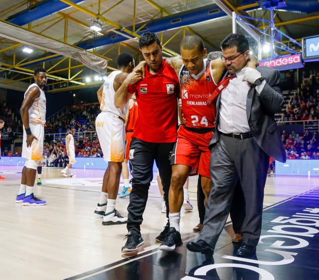 Randle, baja todo el curso