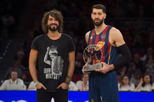 Shengelia recibe MVP Movistar