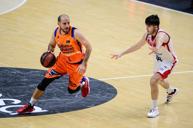 Colom se desvincula de Valencia