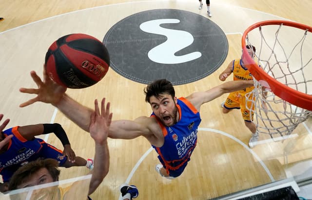 Cró. Herbalife GC-Valencia (81-97)