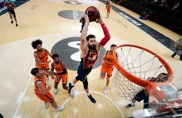 Crónica: Valencia-KIROLBET (73-75)