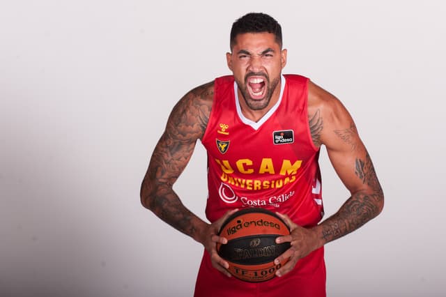 Lima hace historia en UCAM Murcia