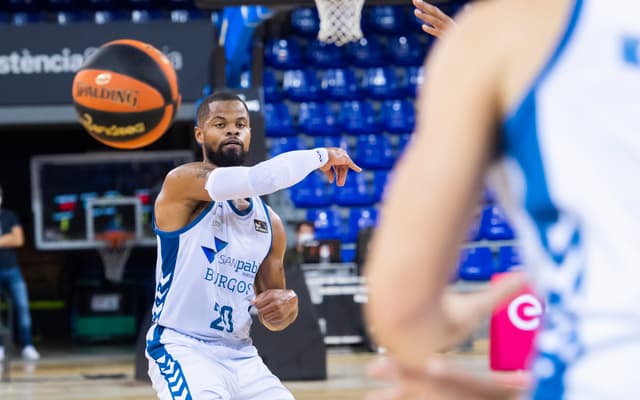 Omar Cook, positivo en Covid-19