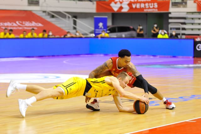 43 puntos para la historia acb