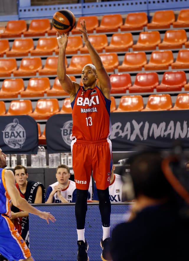 Eulis Báez no seguirá en Manresa