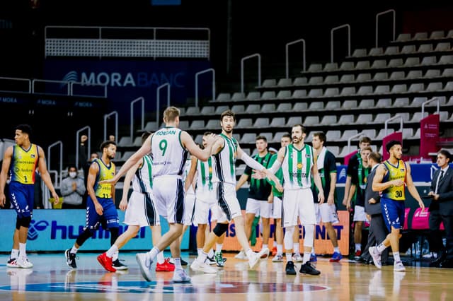 Crónica MoraBanc-Joventut (87-89)