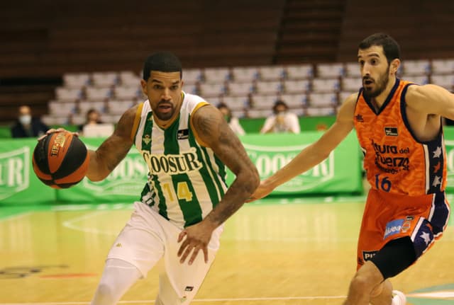 Crónica Coosur Betis-Valencia 95-85