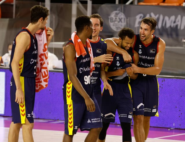 Crónica BAXI M.-MoraBanc (64-69)